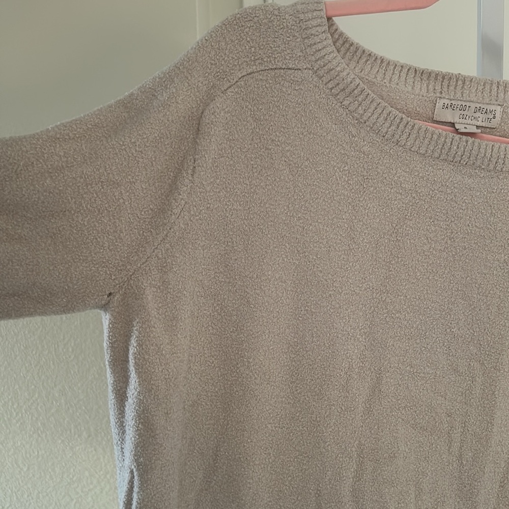 Barefoot Dreams CozyChic Lite® Pullover - Picture 3 of 8